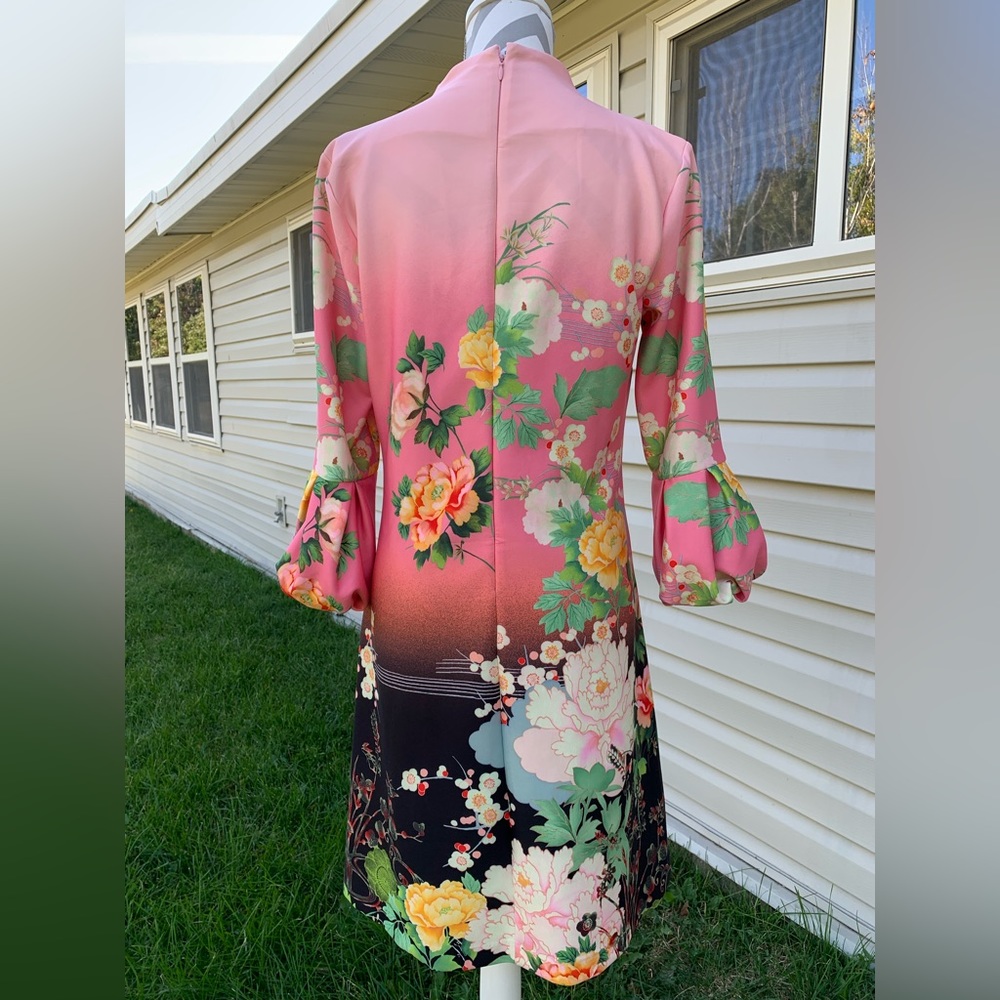 New York and Company floral dress Size Medium - Picture 5 of 6